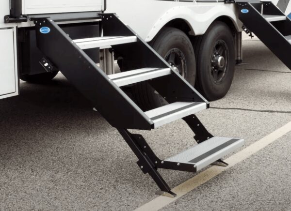 MORryde StepAbove Entry Step, 19-1/2 Inch Wide, 9 Inch Rise, Silver