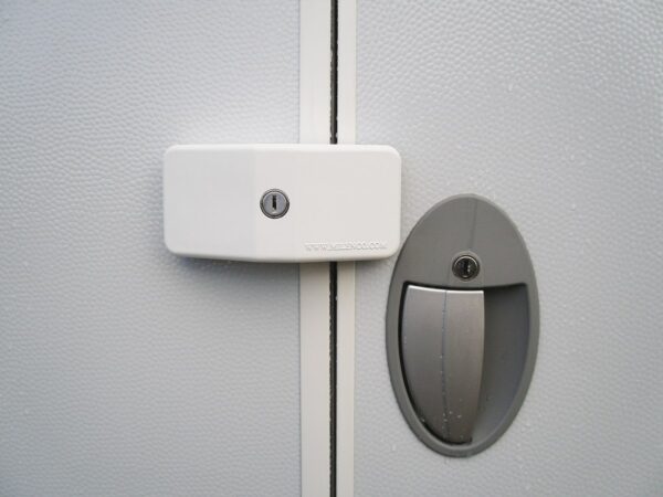 Milenco Entry Door Lock, Keyed, Dead Bolt, White