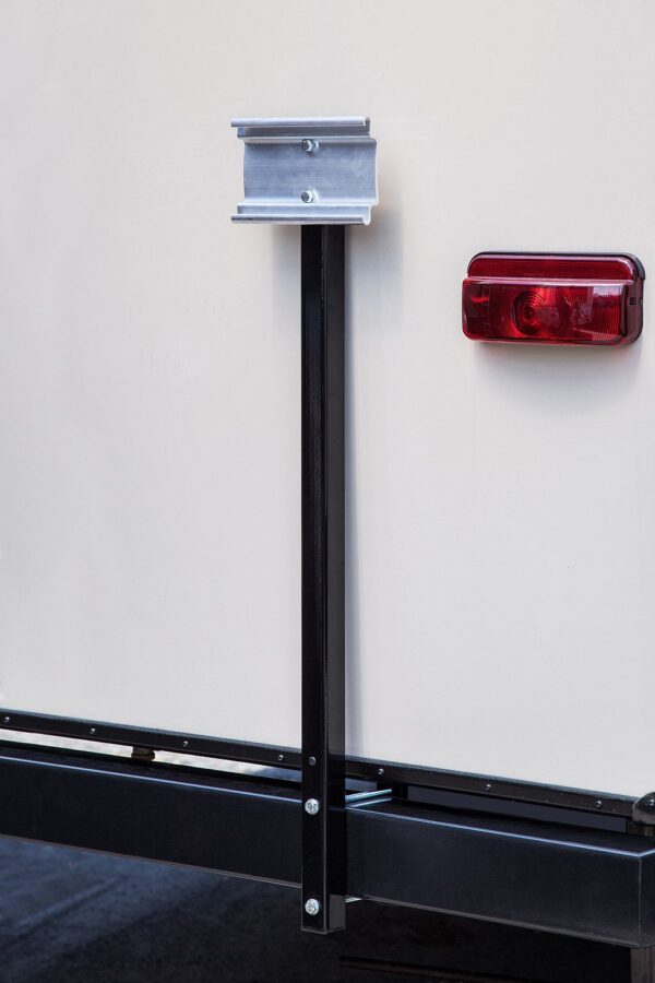 Stromberg Carlson Extend-A-Line Bumper Post, Black