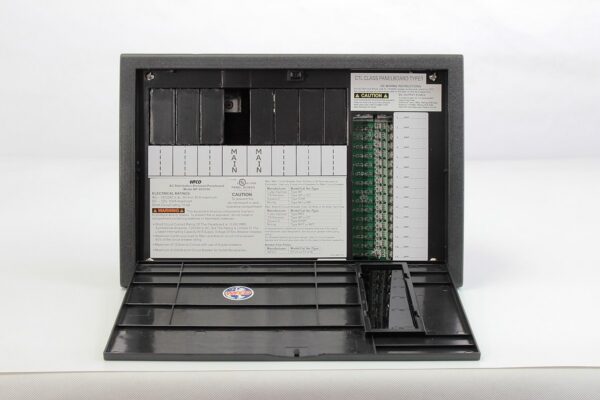 WFCO Power Distribution Box, 12V, 17 Connections, 20 Amp Output, Black